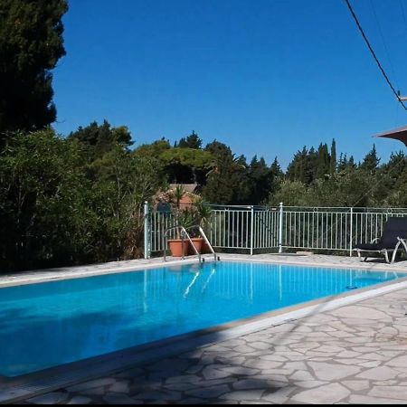 Gastouri Villa Pascalia With Heated Pool In October And Views 아킬레이온 외부 사진