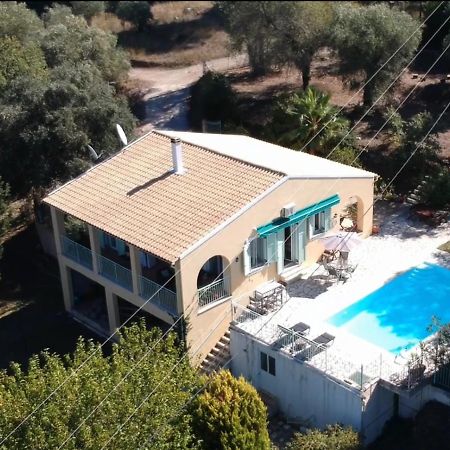 Gastouri Villa Pascalia With Heated Pool In October And Views 아킬레이온 외부 사진