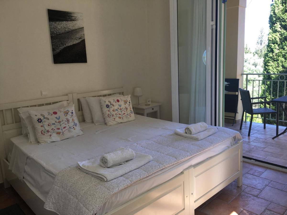 Gastouri Villa Pascalia With Heated Pool In October And Views 아킬레이온 외부 사진
