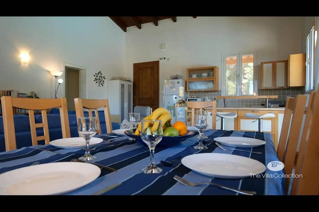 Gastouri Villa Pascalia With Heated Pool In October And Views 아킬레이온 외부 사진