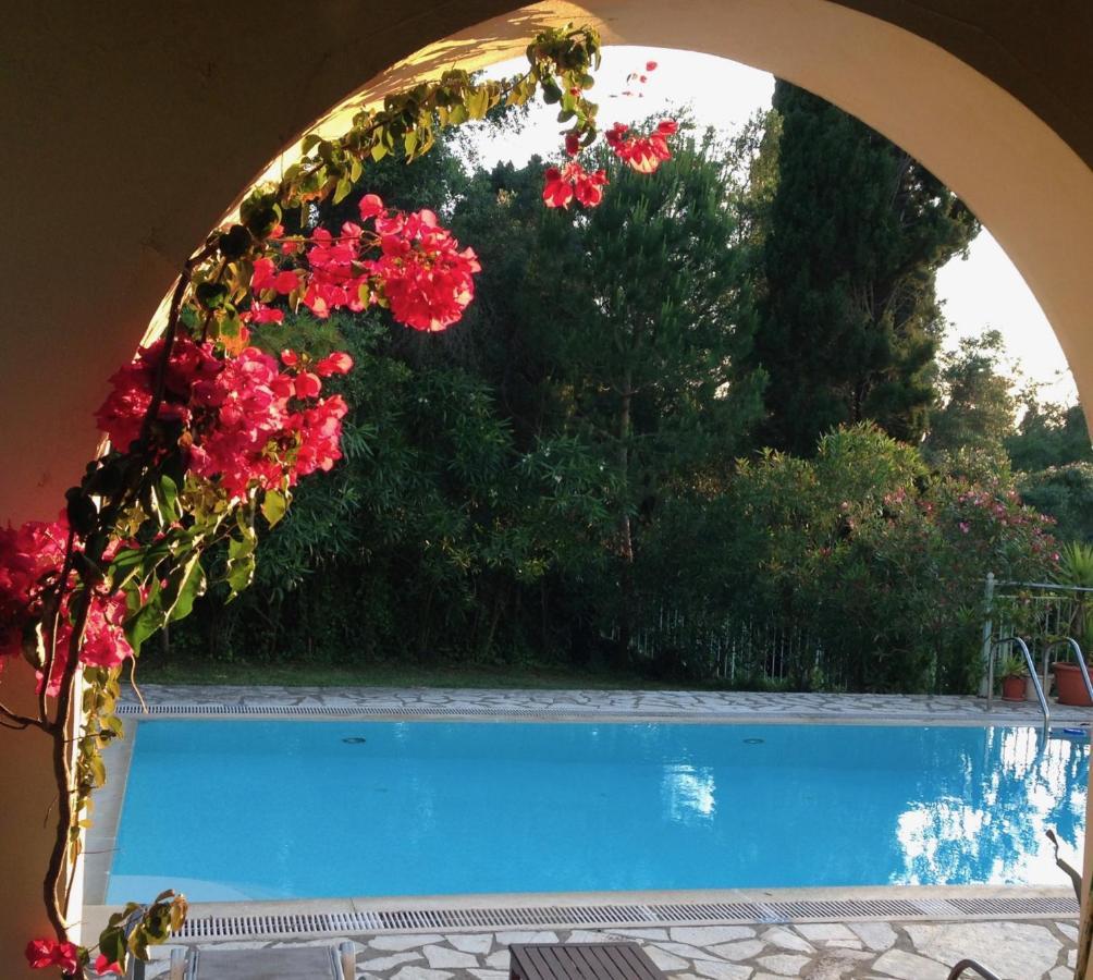 Gastouri Villa Pascalia With Heated Pool In October And Views 아킬레이온 외부 사진