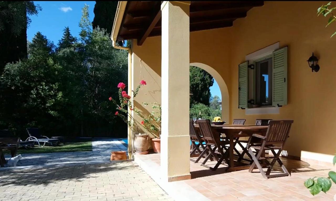 Gastouri Villa Pascalia With Heated Pool In October And Views 아킬레이온 외부 사진